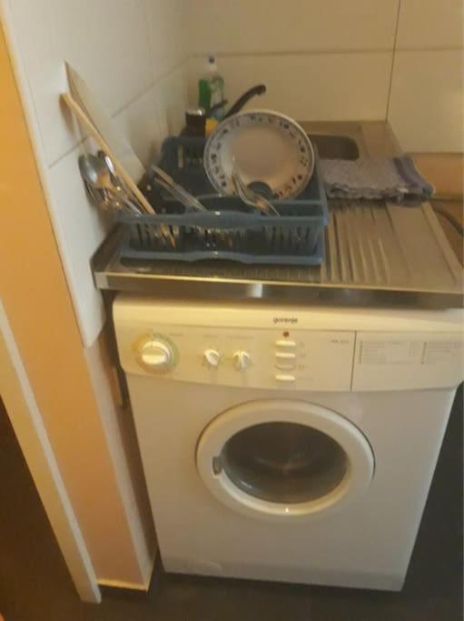 Simple Apartment 10 Minutes To Downtown Wien Ngoại thất bức ảnh